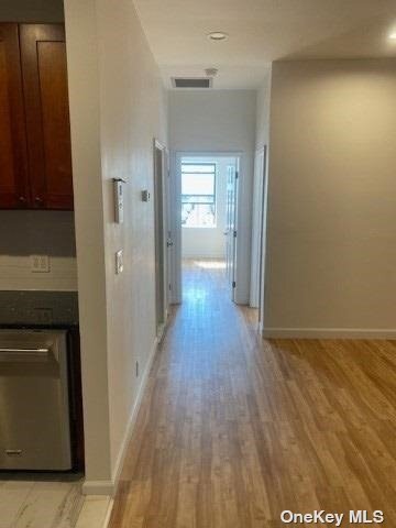 Building Photo - 959 Wyckoff Ave