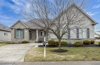 Building Photo - 9 Hidden Creek Ct