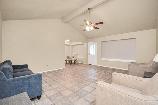 Building Photo - 4803 Beechaven St