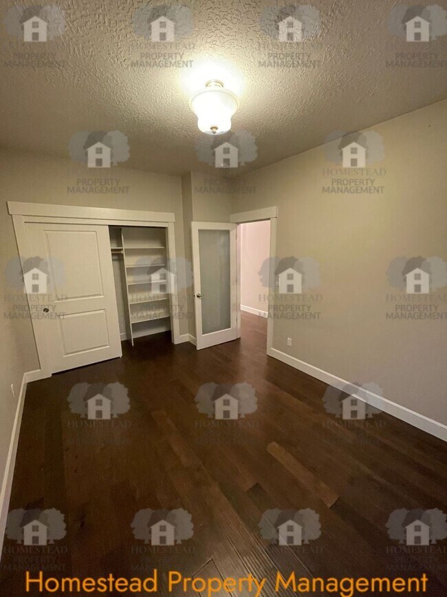 Building Photo - OUTSTANDING SOUTH SALEM LOCATION!