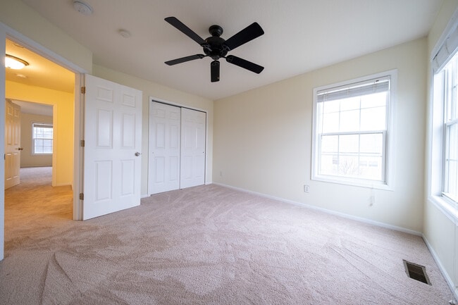 Building Photo - 15600 Tickseed Ln