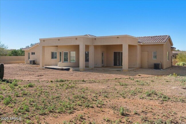 Building Photo - 3117 N 77th St