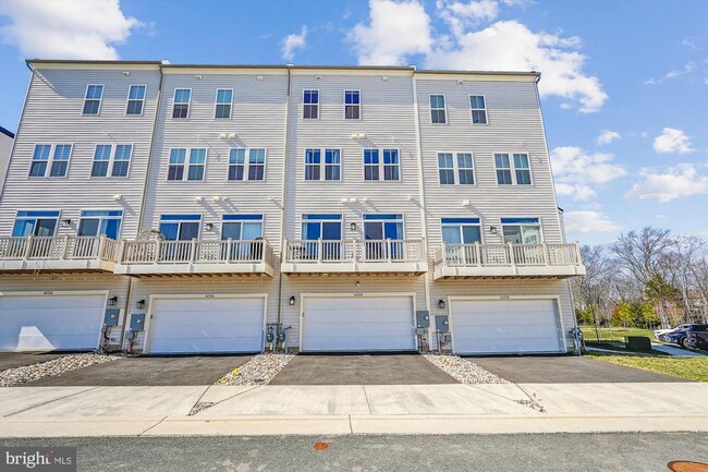Building Photo - 42248 Bunting Ter