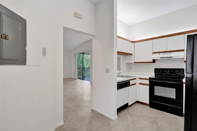Building Photo - 10690 NW 14th St