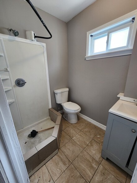 Building Photo - 2530 W Gordon St