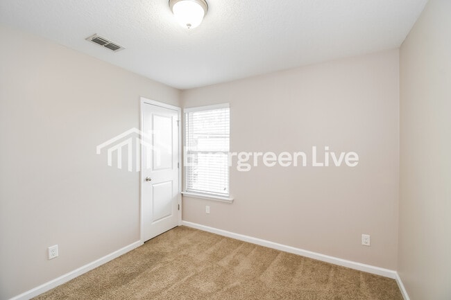 Building Photo - 3650A Creswick Cir