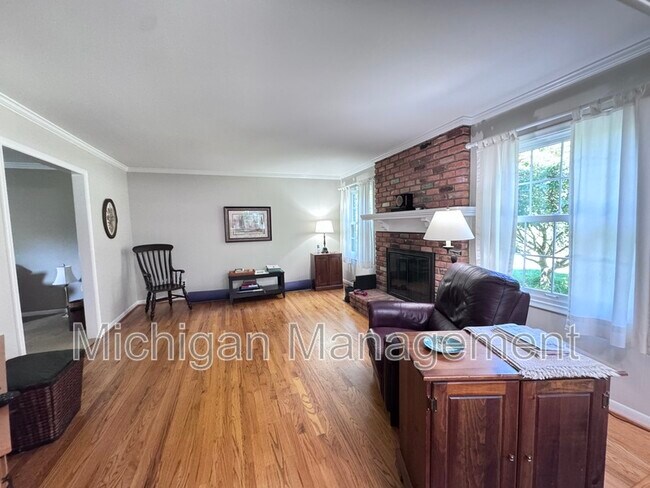 Building Photo - 42098 Banbury Rd