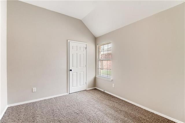 Building Photo - 12621 Greenhaven Dr