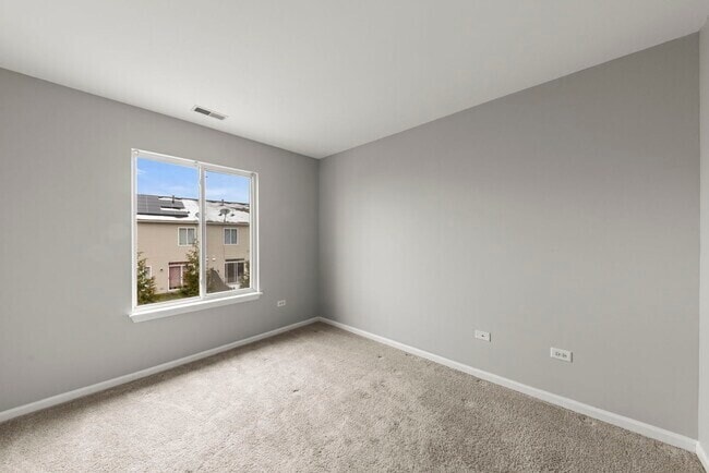 Building Photo - 2817 Hoffman St