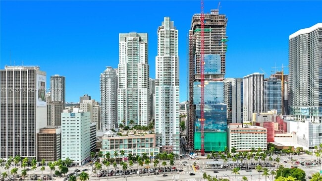 Building Photo - 244 Biscayne Blvd