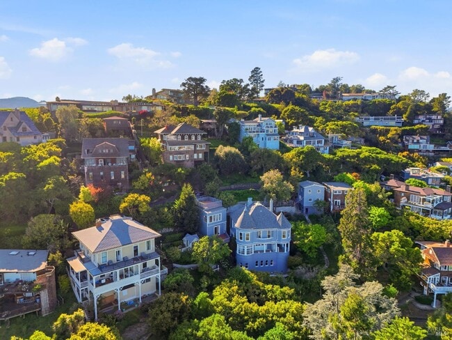 Building Photo - 172 Bella Vista Ave