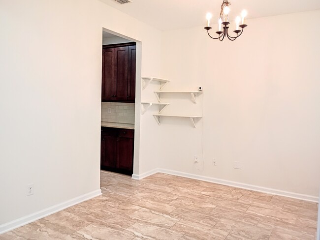 Building Photo - 112 Goldenrod Lake Dr