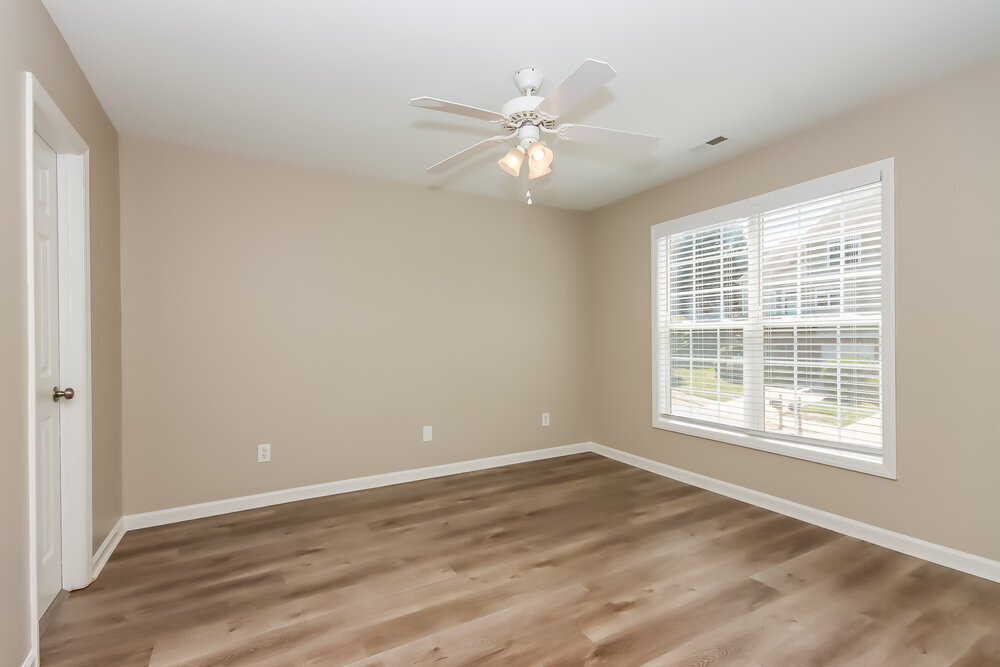 Building Photo - 114 Sun Ridge Dr
