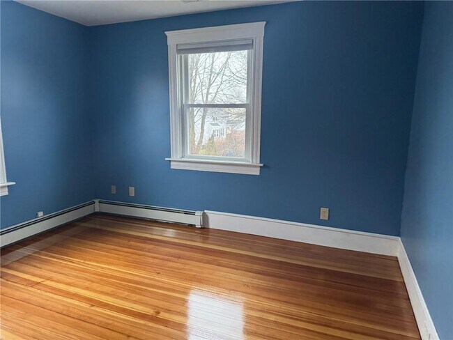 Building Photo - 15 Freeborn St