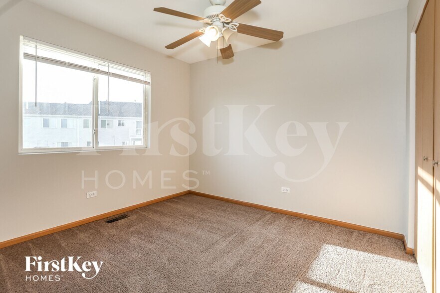 Building Photo - 508 Springwood Dr