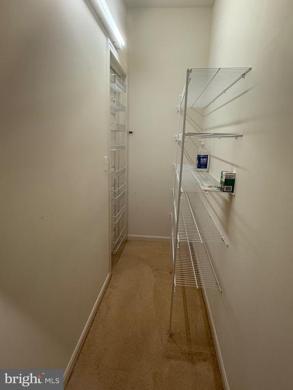 Building Photo - 2082 Deer Run Dr