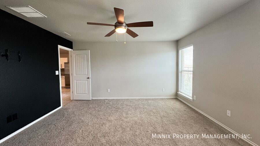 Building Photo - 7503 101st St