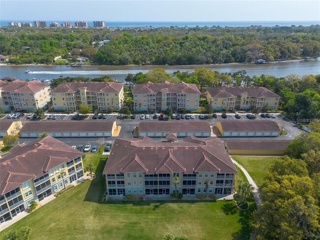 Building Photo - 1000 Canopy Walk Ln