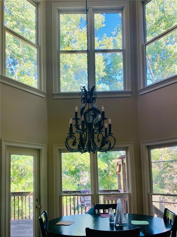 Building Photo - 720 Creek Wind Ct