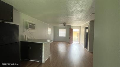 Building Photo - 5693 Atlee Ave