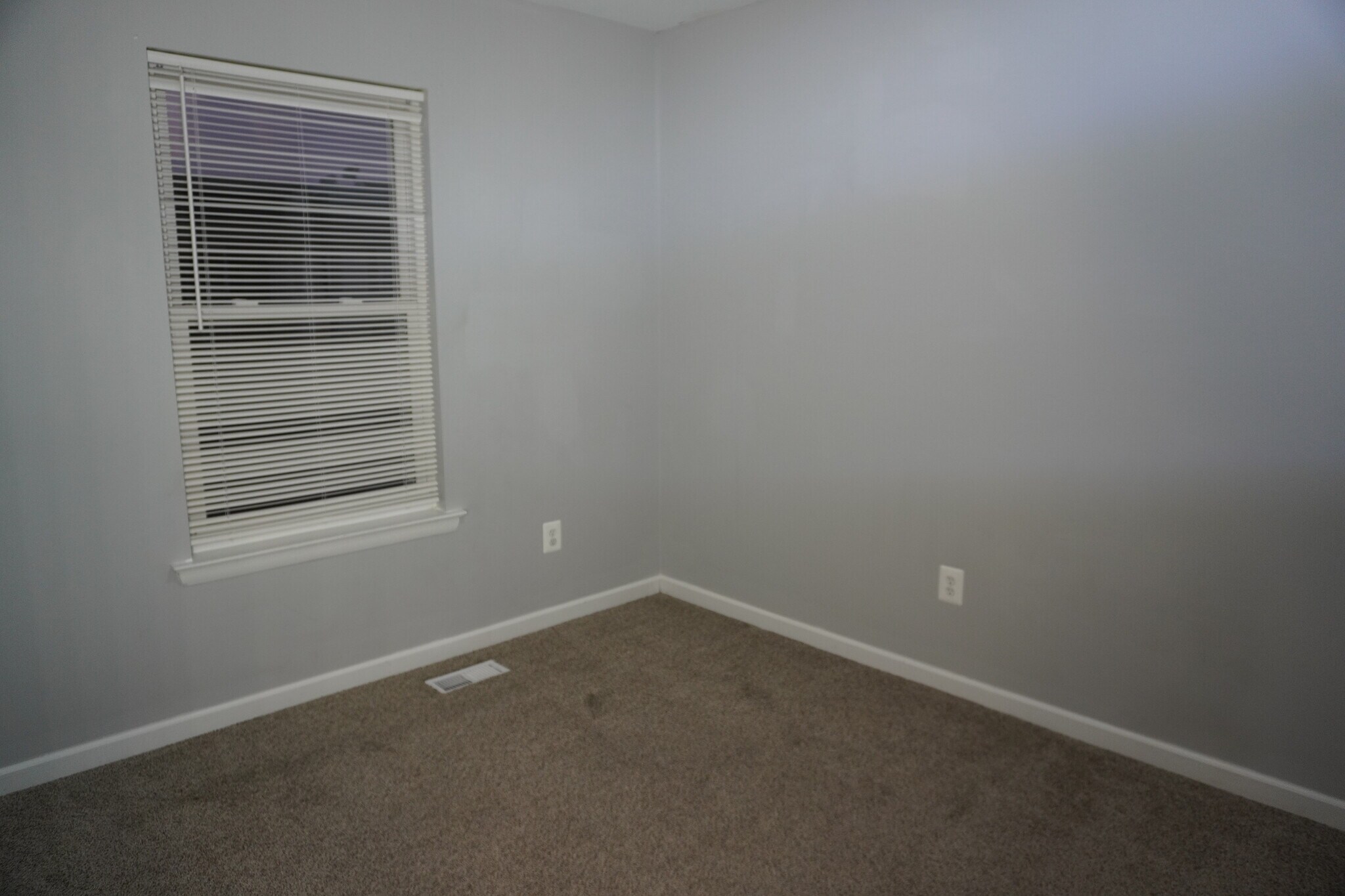 Building Photo - 25 Patricks Ct