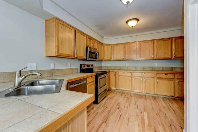 Building Photo - 4801 Spyglass Dr