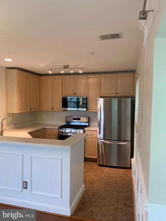 Building Photo - 12765 Fair Crest Ct