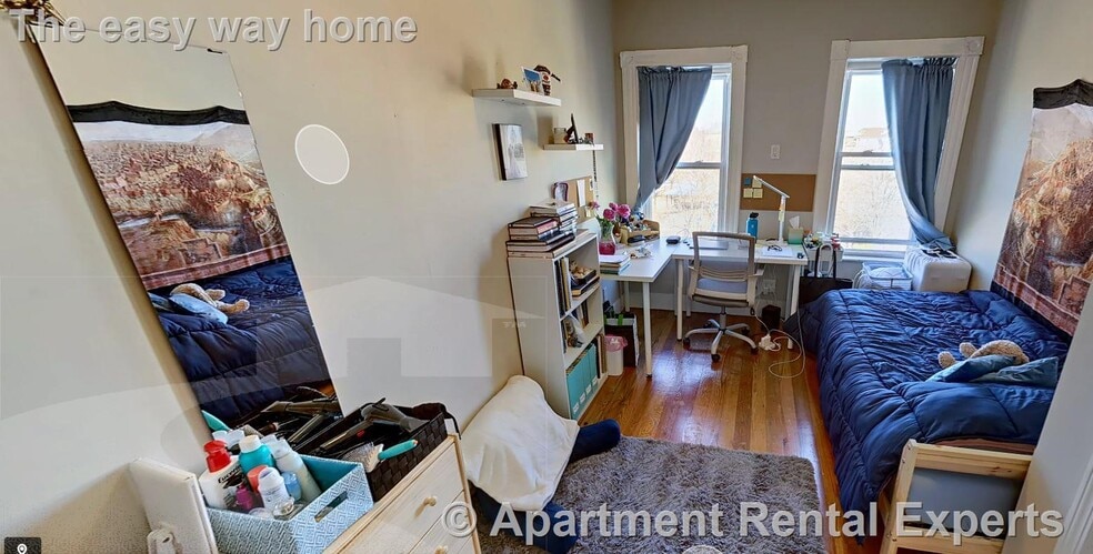 Building Photo - 9 Medford St