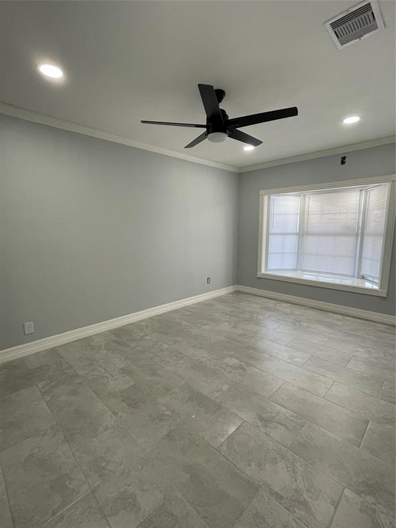 Building Photo - 6721 Midfield Dr