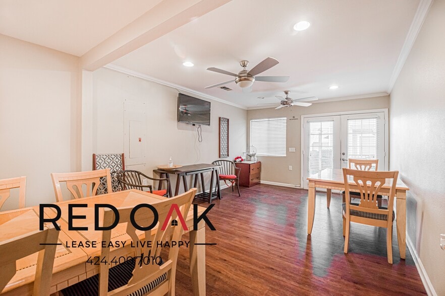 Building Photo - 14814 Gale Ave