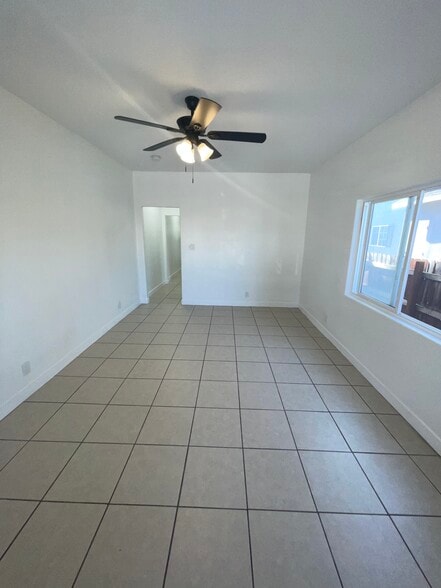 Building Photo - 4159 Naomi Ave