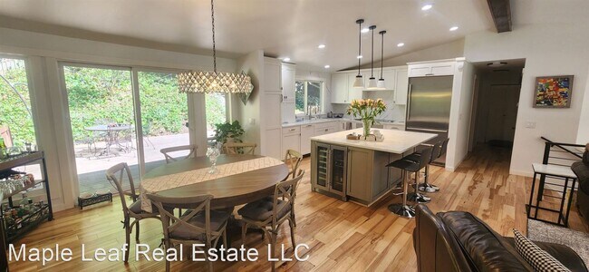 Building Photo - 3 br, 3 bath House - 20911 30th Dr SE