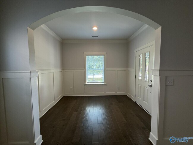 Building Photo - 22 Desert Oak Ct SW
