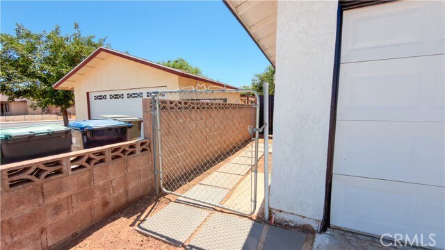 Building Photo - 45007 Logue Ct