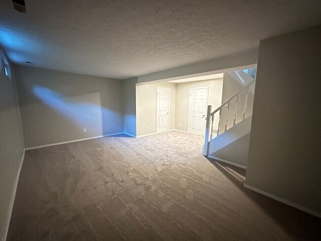 Building Photo - 3BR/2.5BA Townhome for Rent in Middletown - Recently Renovated!