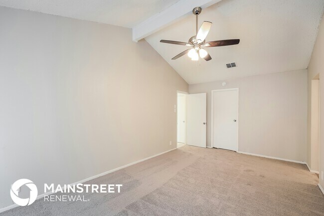 Building Photo - 7506 Ledgebrook Dr