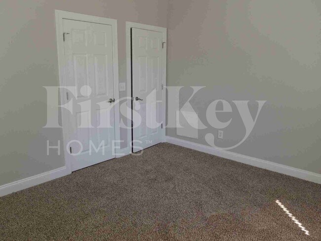 Building Photo - 1911 Chestnut Oak Ln