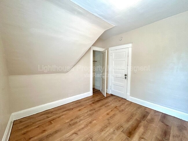 Building Photo - 2550 Crozier Ave
