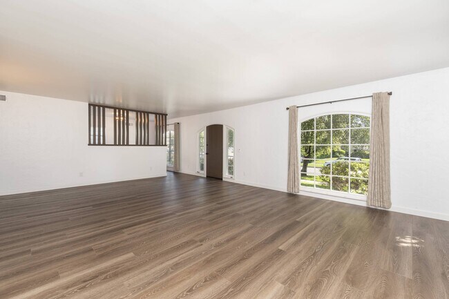 Building Photo - 4213 Wilkinson Ave