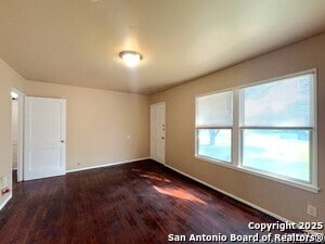 Building Photo - 103 Harwood Dr