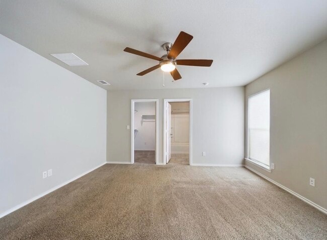 Building Photo - 2911 Urbana Pl