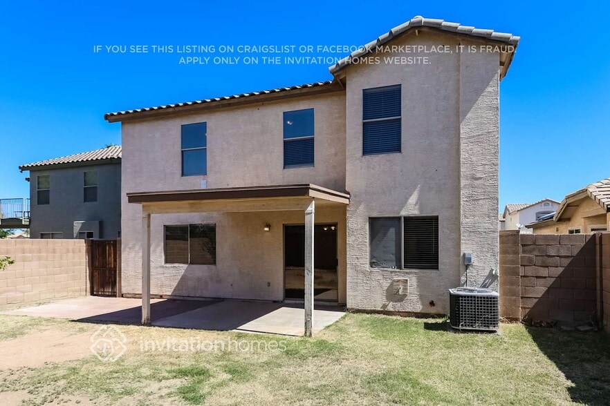 Building Photo - 12937 W Holly St