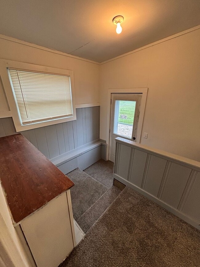Building Photo - Spacious 3 Bedroom Home in South Council B...