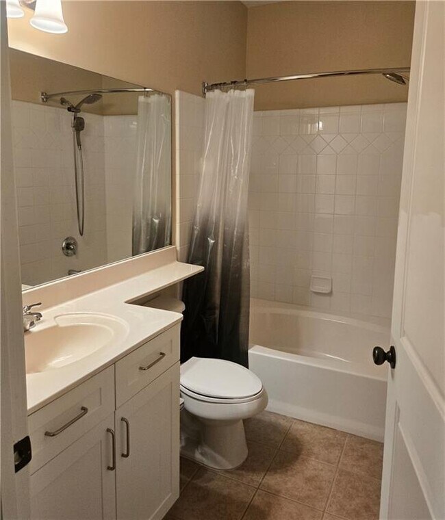 Building Photo - 1356 Bexley Pl