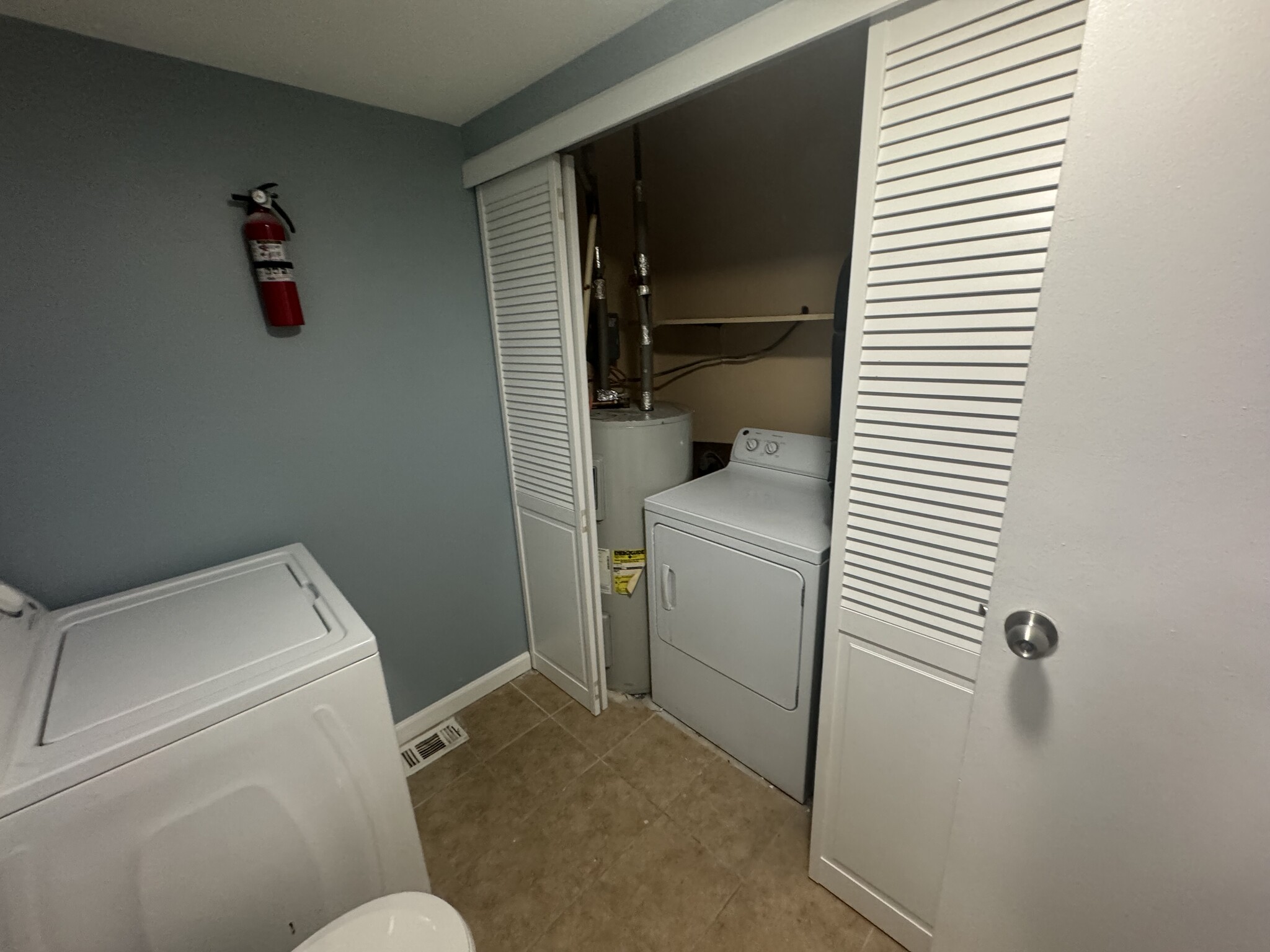 Utility Closet - 1912 Ironwood Ln