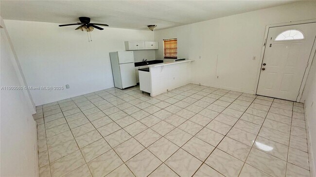 Building Photo - 8000 Tatum Waterway Dr