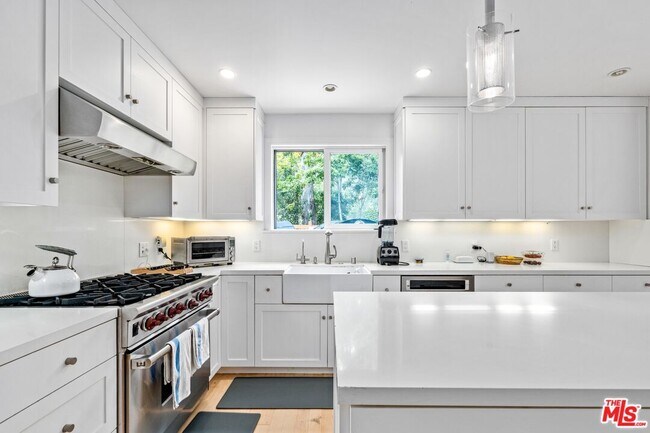 Building Photo - 1862 Kimberly Ln