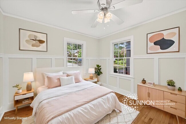 Building Photo - Adorable 3 Bedroom in Plaza Midwood Close to Everything