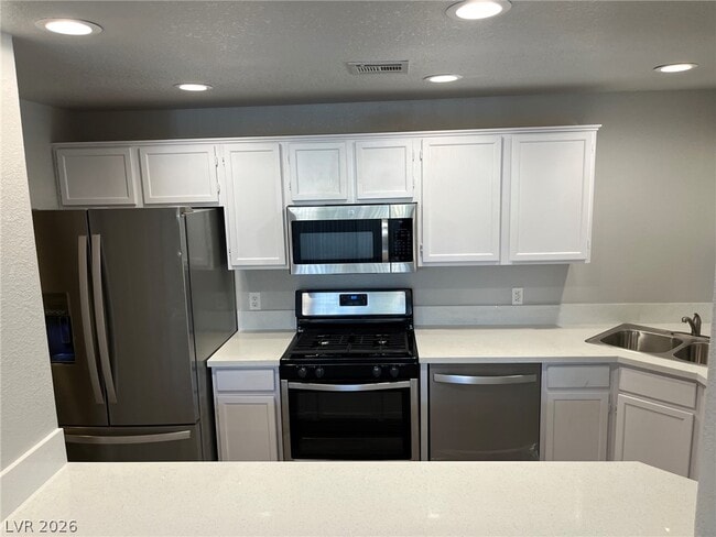 Building Photo - 7400 W Flamingo Rd