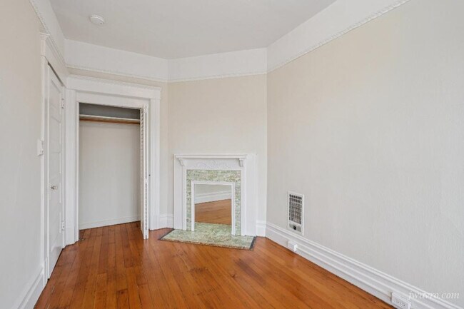 Building Photo - 3945 18th St